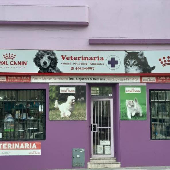 Fachada del Centro Médico Veterinario Dra. Alejandra S. Demaria en Flores